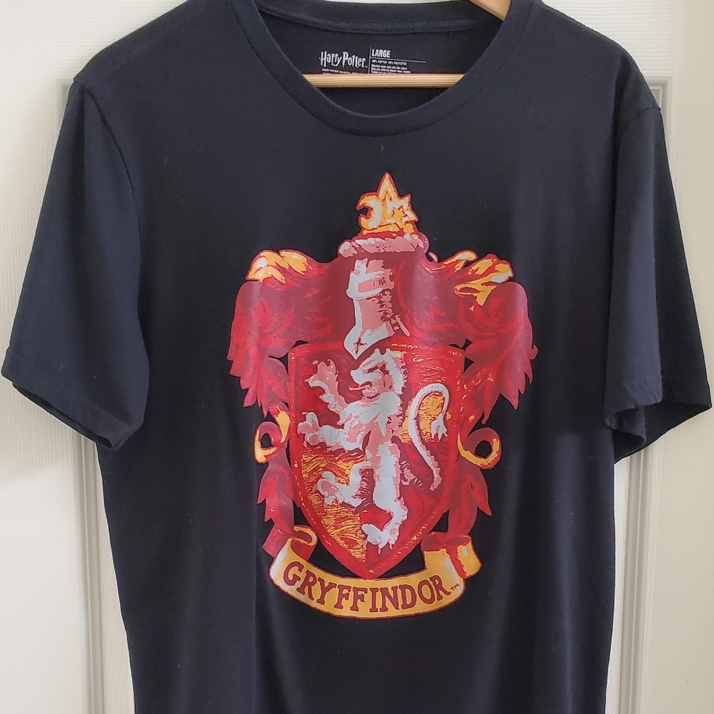 Harry Potter Black Gryffindor Black T Shirt SZ Large  EUC